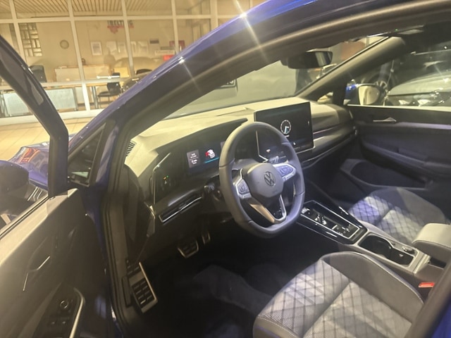 Volkswagen Golf 1.5 eTSI DSG Golf VIII