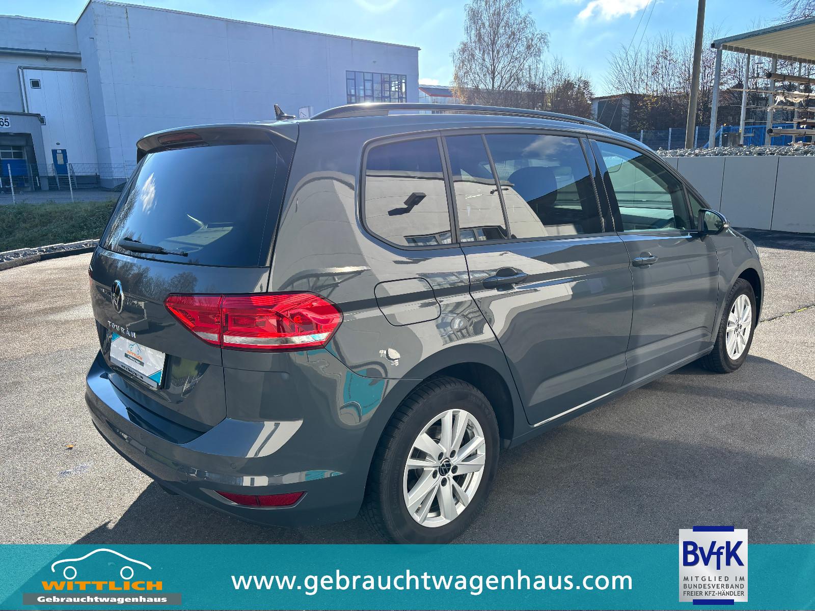 Volkswagen Touran 1.5 TSI DSG