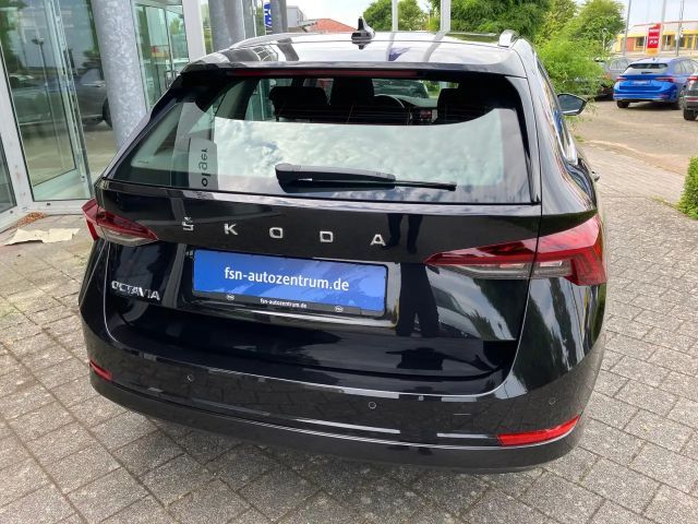 Skoda Octavia 2.0 TDI Combi Style Style