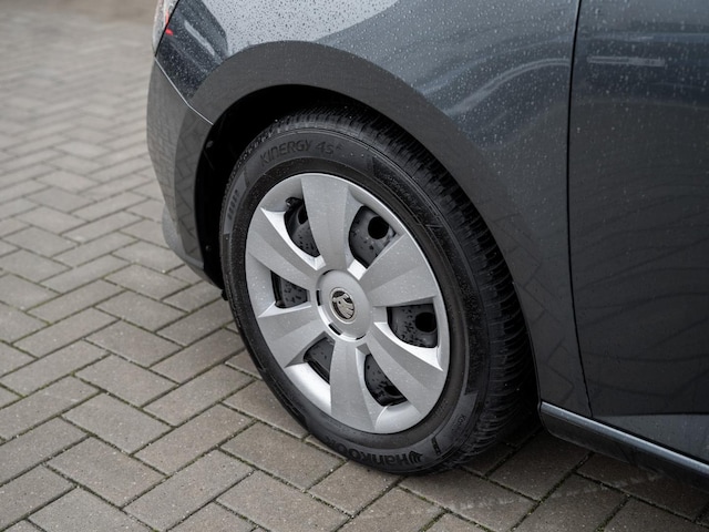 Skoda Fabia 1.0 MPI 5-GANG PDC SHZ Facelift