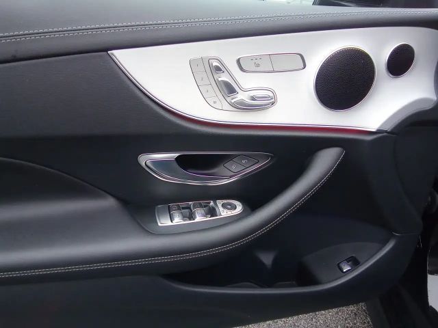 Mercedes-Benz E 200 AMG Line Coupé