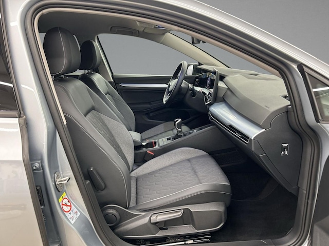 Volkswagen Golf 1.5 TSI Golf VIII