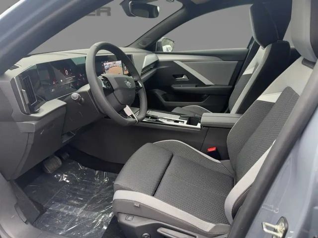 Opel Astra 1.5 Turbo Edition