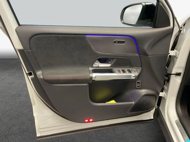 Mercedes-Benz EQB 250