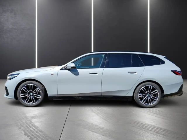 BMW 540 540d M-Sport Touring xDrive
