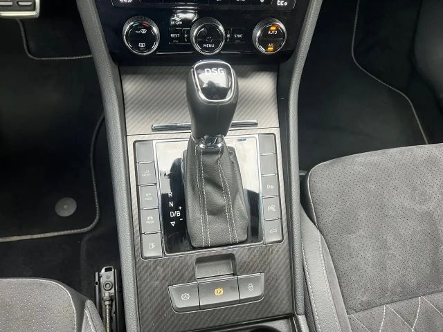 Skoda Superb Sportline iV