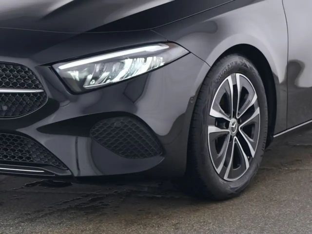 Mercedes-Benz A 200 A 200 d Progressive