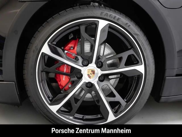 Porsche Taycan 4S Cross Turismo