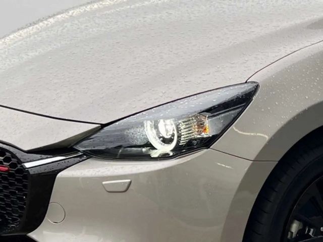 Mazda 2 Homura SkyActiv e-Skyactiv