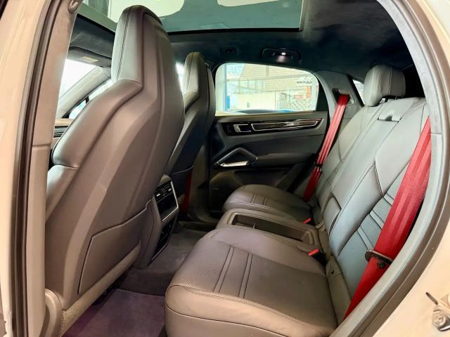 Porsche Cayenne Coupé Turbo