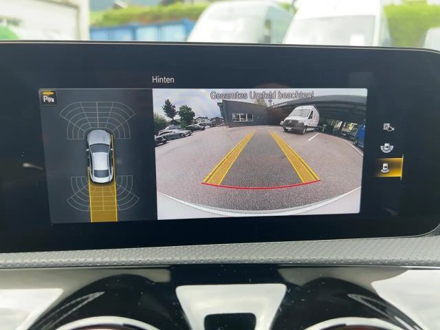 Mercedes-Benz CLA 200 AMG Line Coupé