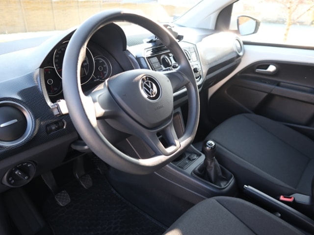 Volkswagen up! Move Move up!