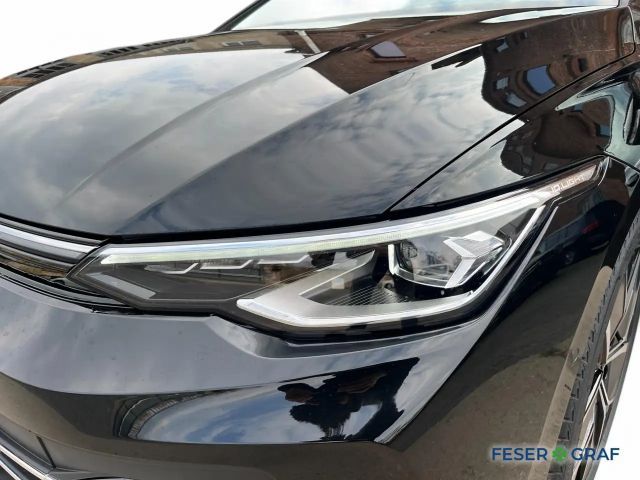 Volkswagen Golf Style