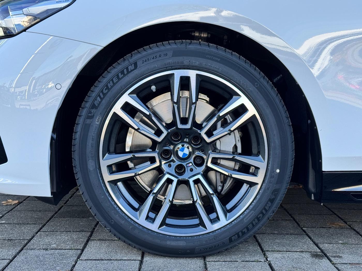 BMW 540 540d M-Sport Touring xDrive