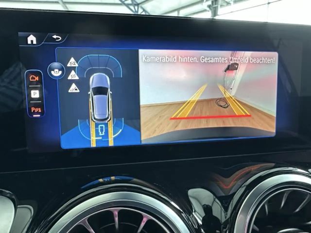 Mercedes-Benz EQB 300 4MATIC AMG Line