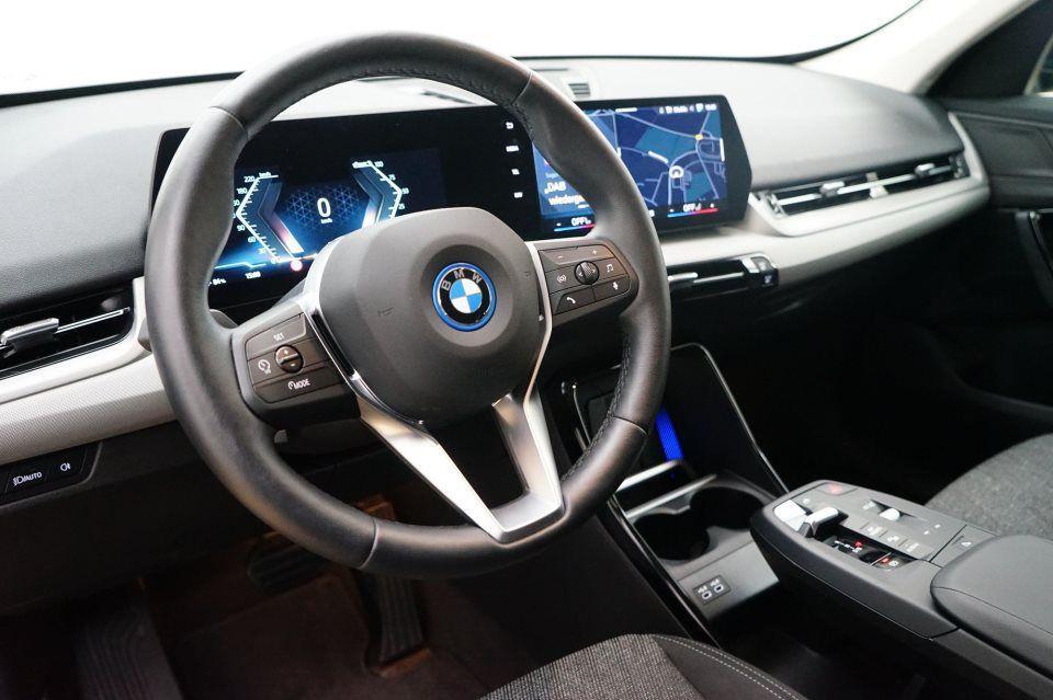 BMW iX1 xDrive30