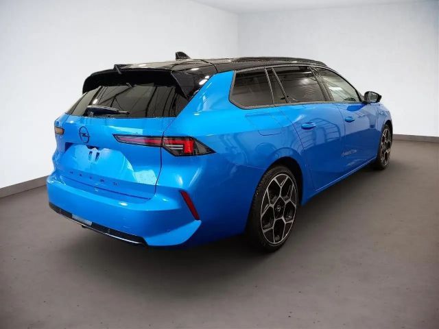 Opel Astra Sports Tourer Ultimate