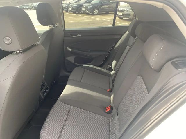 Volkswagen Golf 4Me TSI