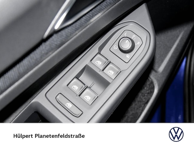 Volkswagen Golf DSG R-Line