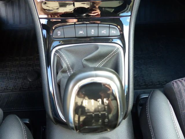 Opel Astra 1.2 Turbo Elegance Turbo