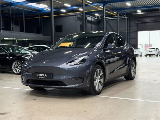 Tesla Model Y AWD Long Range