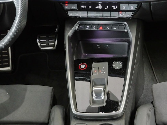 Audi RS3 Quattro S-Tronic Sedan