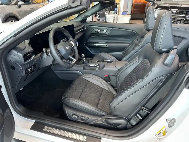 Ford Mustang Convertible GT 5.0 V8