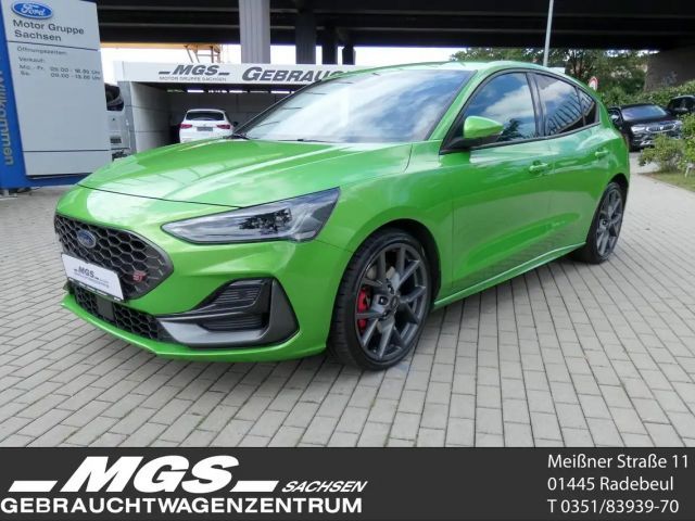 Ford Focus EcoBoost ST Line