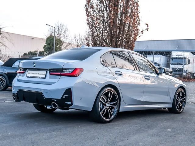 BMW 330 330d M-Sport Sedan xDrive