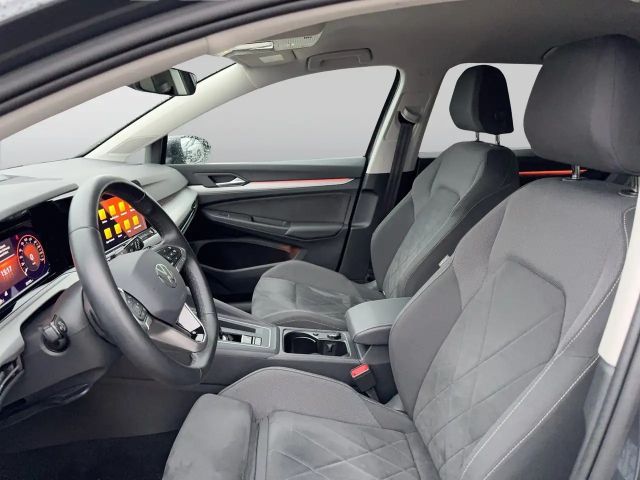 Volkswagen Golf DSG Life Variant