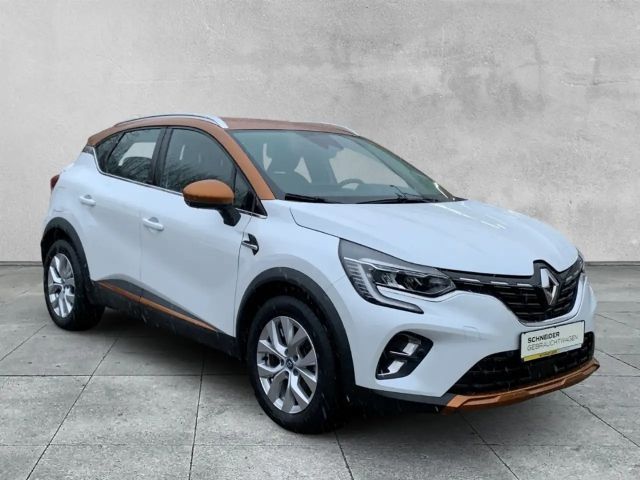 Renault Captur Hybrid Intens