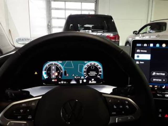 Volkswagen Golf 1.5 eTSI DSG