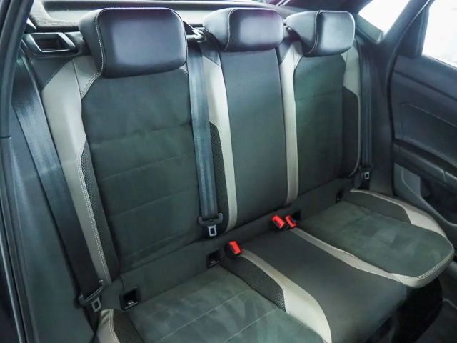 Volkswagen Polo 2.0 TSI DSG GTI