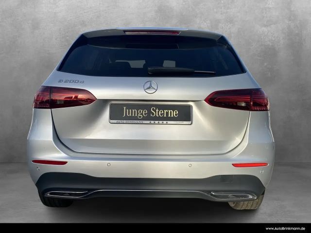 Mercedes-Benz B 200 B 200 d