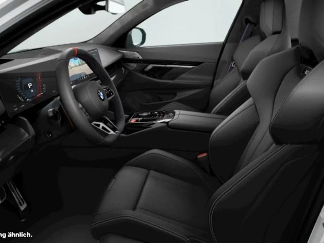 BMW M5 Touring Comf.Pak. PANO ACC AHK 360°KAM RFK LED