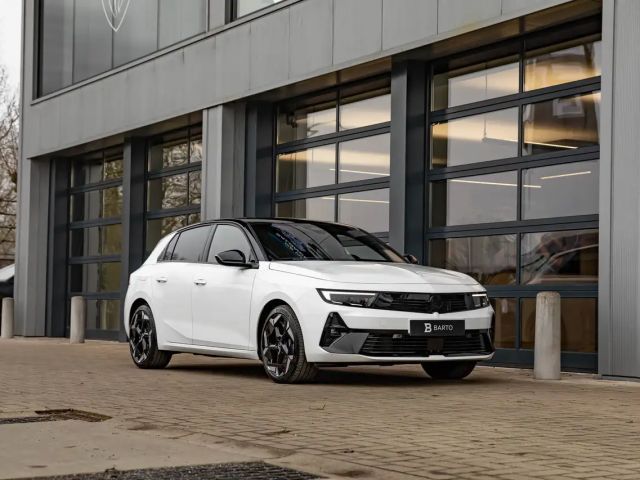 Opel Astra GSe Hybrid