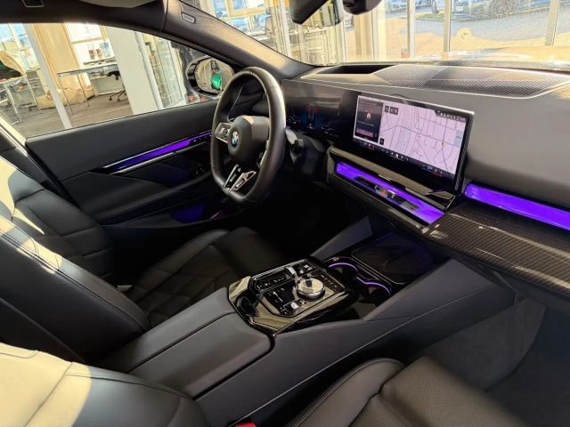 BMW 520 520i M-Sport Sedan