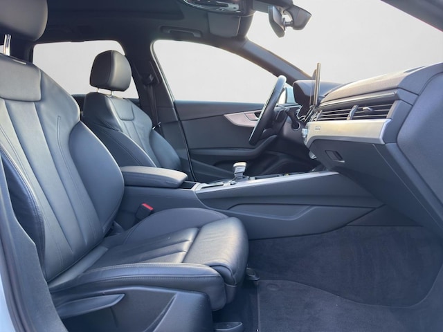 Audi A4 40 TFSI Avant Quattro S-Tronic