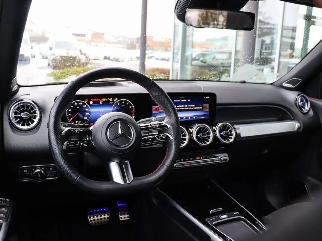 Mercedes-Benz GLB 200 AMG Line