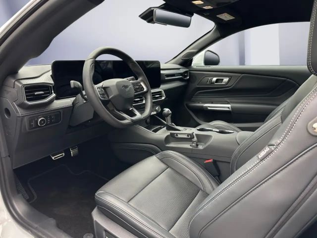 Ford Mustang Fastback GT 5.0 V8