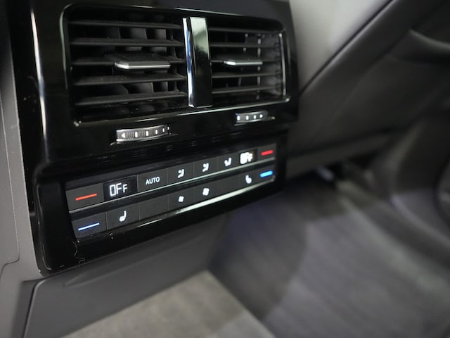 Volkswagen Touareg Atmosphere