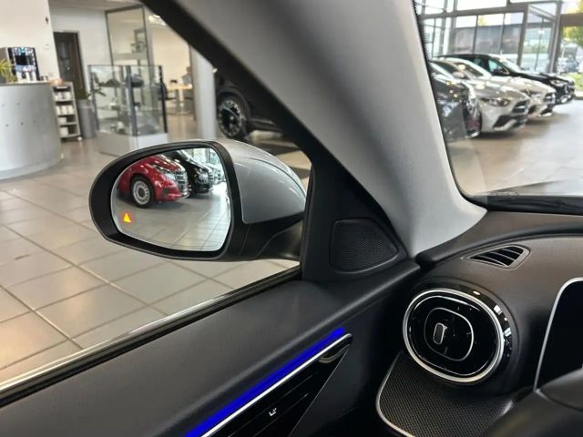 Mercedes-Benz C 200 AVANTGARDE Sedan