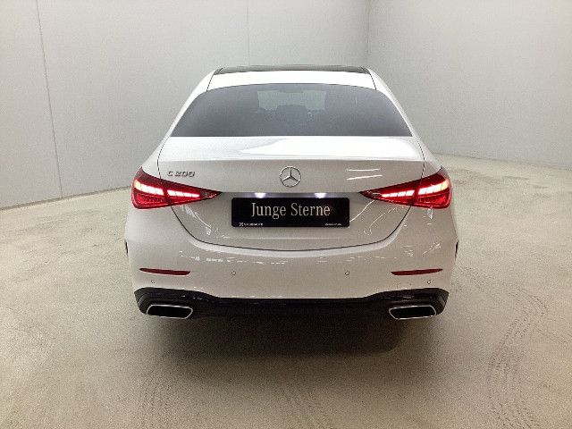 Mercedes-Benz C 200 Sedan