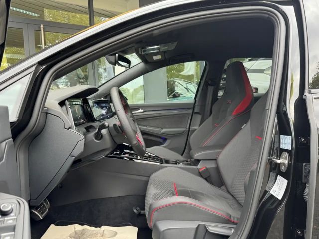 Volkswagen Golf 2.0 TSI GTI