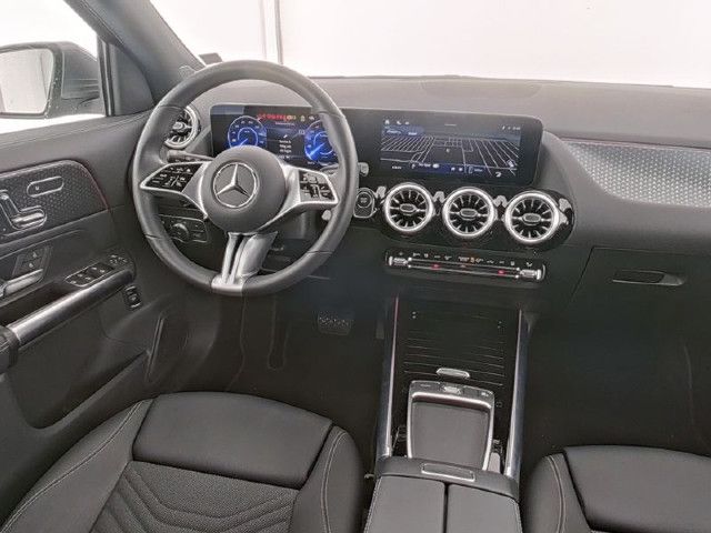 Mercedes-Benz EQA 300 4MATIC