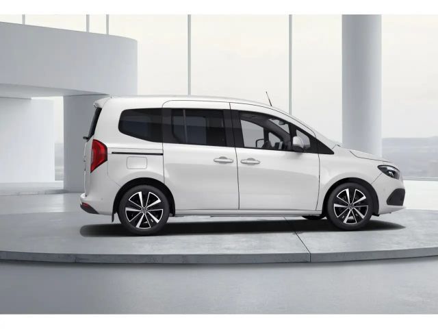 Mercedes-Benz T 180 T 180 d Standard PTS Navi Cam SHZ LED