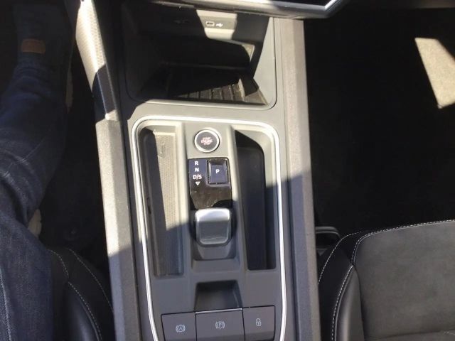 Seat Leon 2.0 TDI DSG Sportstourer Style