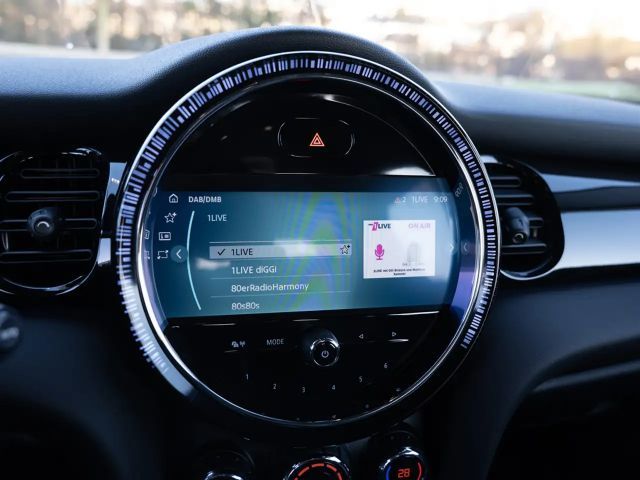 MINI Cooper FACELIFT LED PDC KLIMA Essential Trim