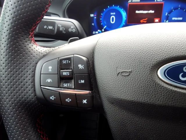 Ford Focus ST Line Vignale Wagon