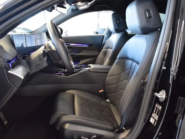 BMW 520 520d M-Sport Sedan